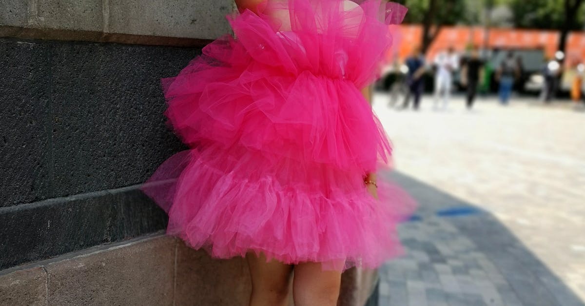 Vintage-Inspired Half-Up Half-Down Wedding Hairstyles